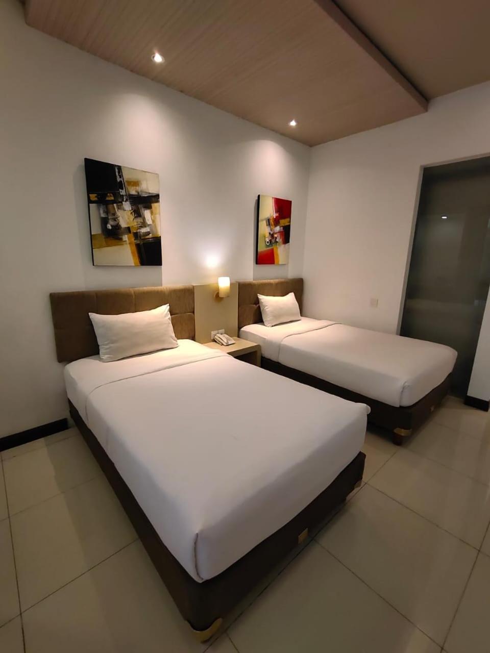 Sweet Garden Guest House Malang Ngoại thất bức ảnh