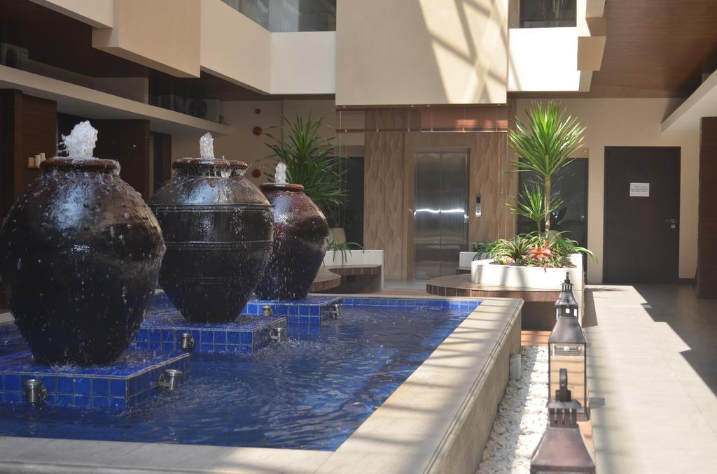 Sweet Garden Guest House Malang Ngoại thất bức ảnh