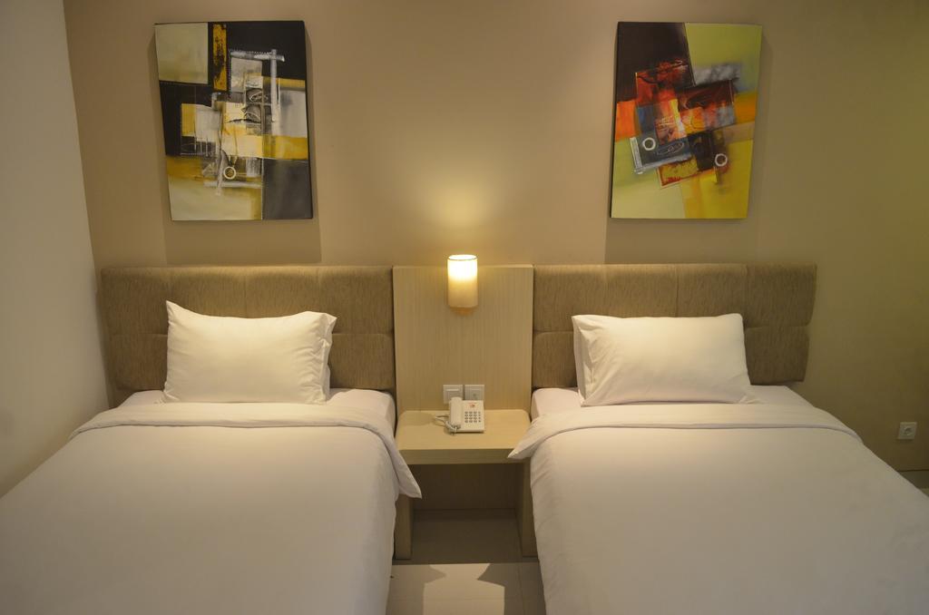Sweet Garden Guest House Malang Ngoại thất bức ảnh